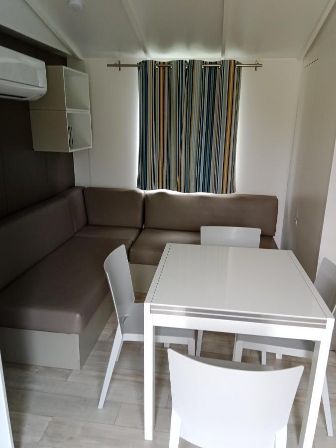 Mobil home saint aubin Extérieur photo
